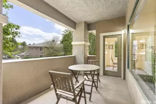 Photo #6: 240013596 Listing 