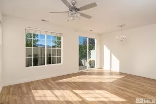 Photo #5: 240013608 Listing 