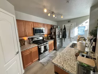 Photo #5: 240013929 Listing