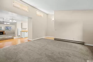 Photo #3: 240013972 Listing 