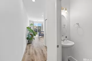 Photo #2: 240013977 Listing 