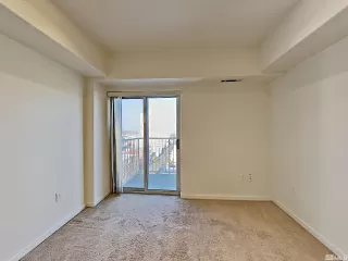 Photo #4: 240013979 Listing