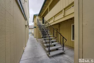 Photo #5: 240014053 Listing 