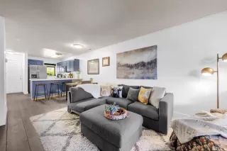 Photo #1: 240014125 Listing 