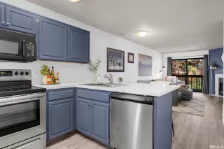 Photo #2: 240014125 Listing 