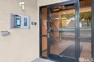 Photo #1: 240014257 Listing