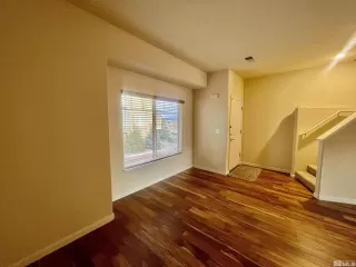 Photo #5: 240014315 Listing 