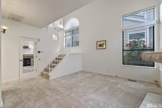 Photo #6: 240014342 Listing 