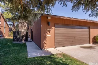 Photo #3: 240014373 Listing