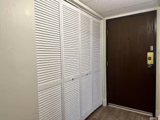 Photo #2: 240014451 Listing 