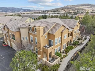 Photo #2: 240014680 Listing