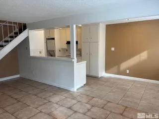 Photo #3: 240014703 Listing 