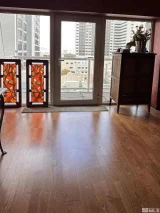 Photo #3: 240014730 Listing 