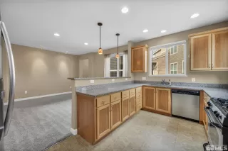 Photo #6: 240014768 Listing 