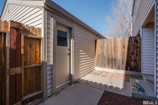 Photo #4: 240014889 Listing 