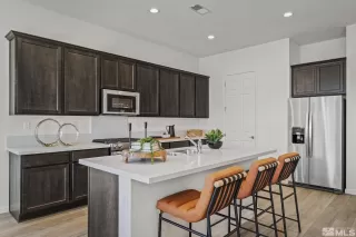 Photo #6: 240014945 Listing