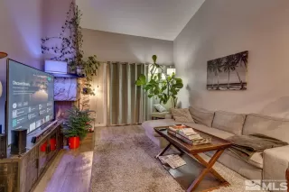 Photo #3: 240014952 Listing 