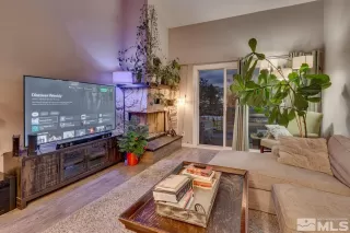 Photo #4: 240014952 Listing 