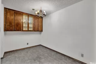 Photo #4: 240014953 Listing 