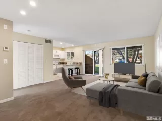 Photo #2: 240014965 Listing 