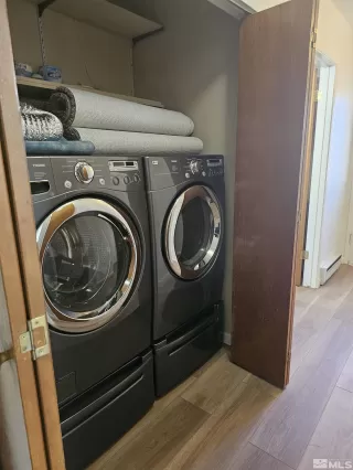 Photo #4: 240014981 Listing