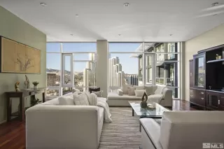 Photo #2: 240015042 Listing 