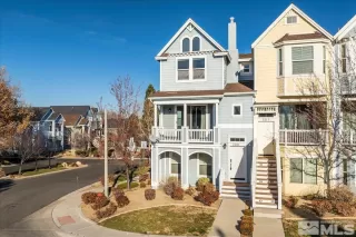 Photo #2: 240015063 Listing