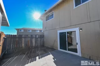 Photo #4: 240015098 Listing