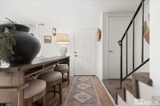 Photo #3: 240015189 Listing