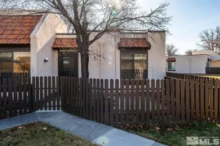 Photo #1: 240015205 Listing