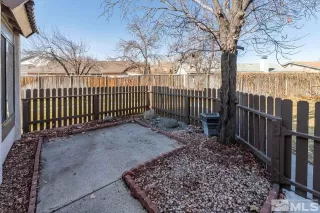 Photo #5: 240015205 Listing