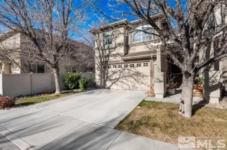 Photo #2: 240015215 Listing