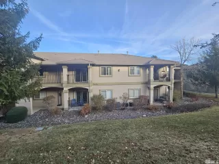 Photo #3: 240015244 Listing
