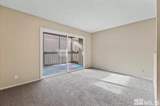 Photo #3: 240015311 Listing