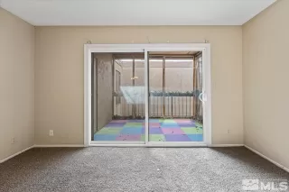 Photo #4: 240015311 Listing