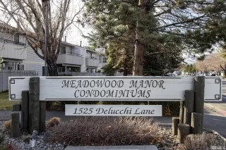 Photo #2: 240015446 Listing 