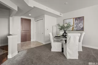 Photo #4: 240015503 Listing