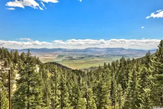 Photo #3: 240015525 Listing