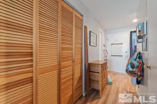 Photo #5: 240015547 Listing