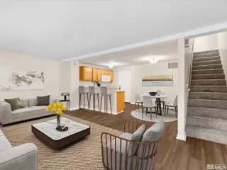 Photo #2: 240015551 Listing 