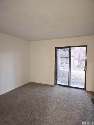 Photo #6: 250000008 Listing 