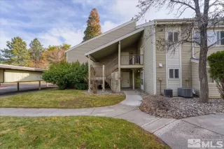 Photo #3: 250000058 Listing 