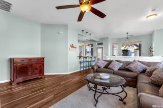 Photo #5: 250000072 Listing