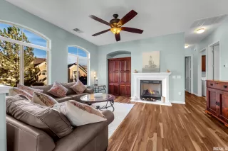 Photo #6: 250000072 Listing