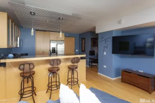 Photo #3: 250000081 Listing 