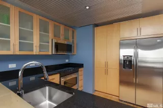 Photo #4: 250000081 Listing 