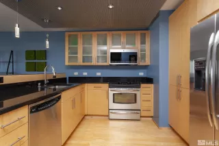 Photo #6: 250000081 Listing 