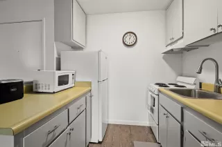 Photo #5: 250000216 Listing 