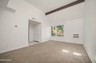 Photo #4: 250000285 Listing 