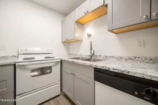 Photo #5: 250000285 Listing 